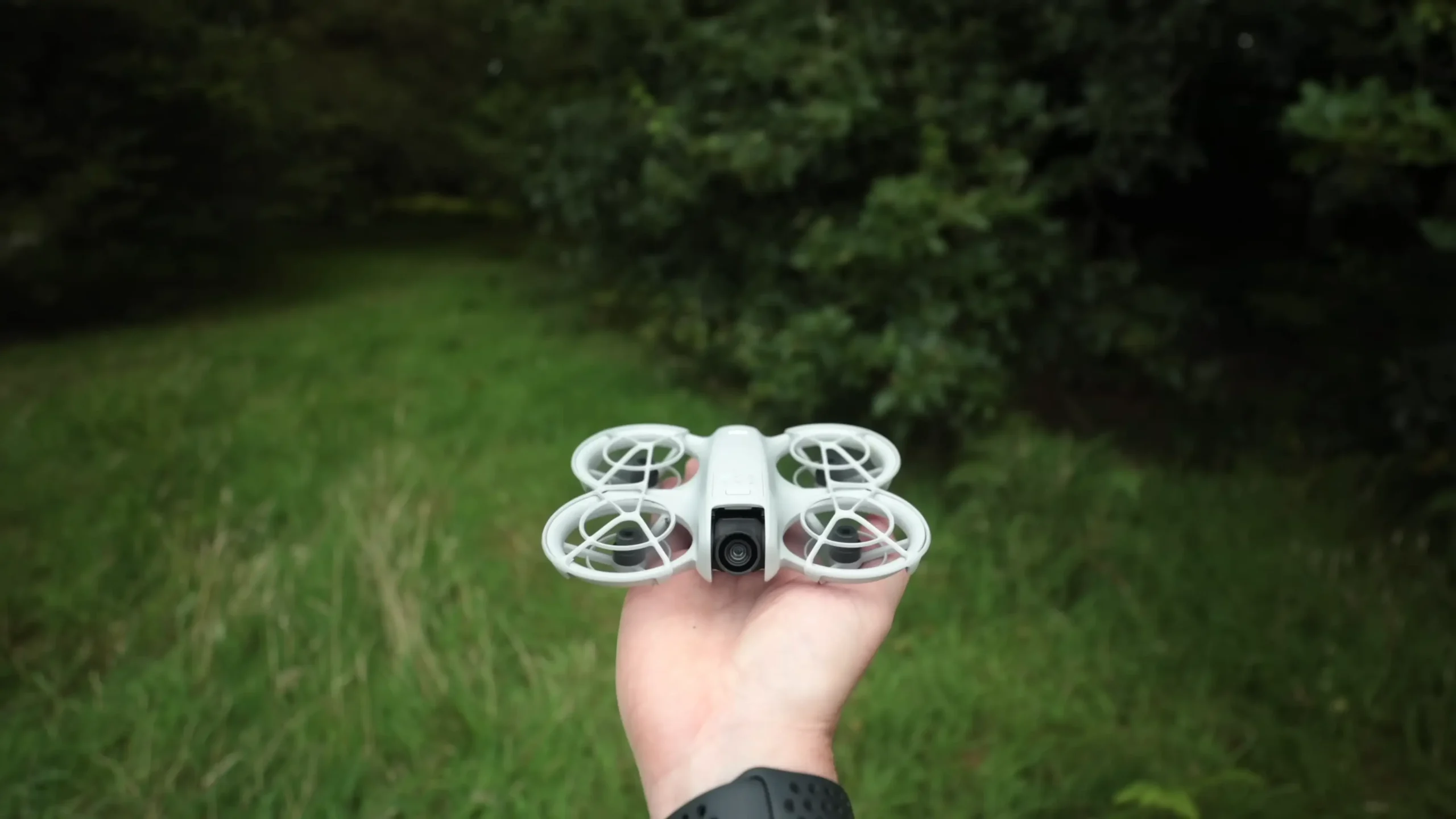 A Picture of DJI NEO Palm Takeoff