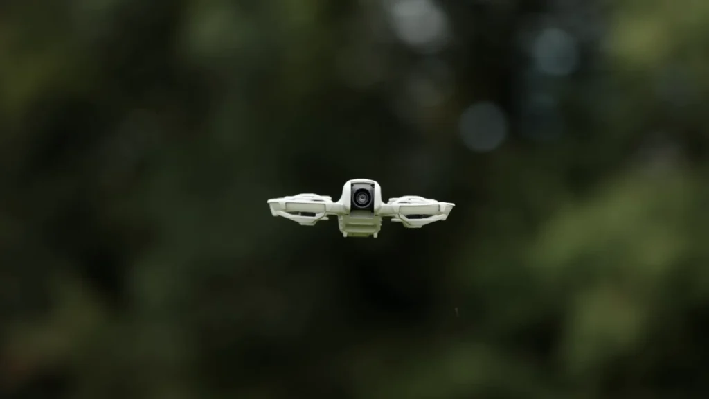 A Picture of DJI NEO when it is flying