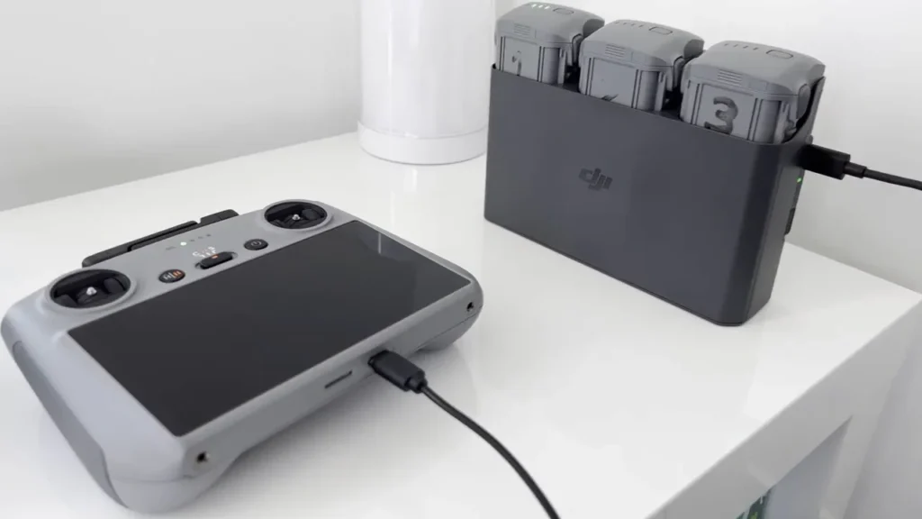 DJI Air 3 vs Air 3S Which One Should You Buy? A image of DJI Air 3 vs Air 3S by Demetrios