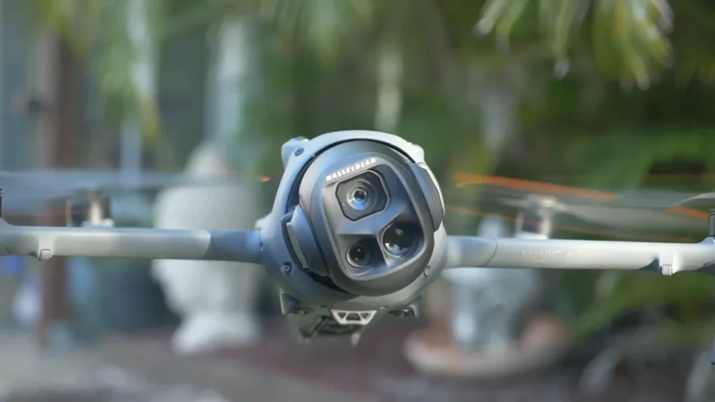 Unlimited Gimbal Rotation? Mavic 4 Pro has an Infinity Gimbal A image Mavic 4 Pro has an Infinity Gimbal
