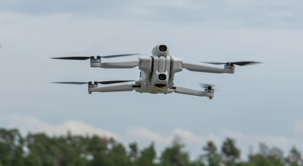 Antigravity A1 vs DJI Mini 4 Pro 
