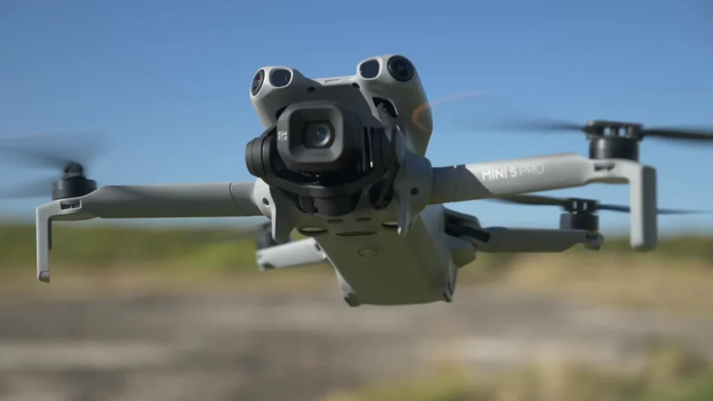DJI Mini 5 Pro vs Mavic 4 Pro – Which Drone Pushes Creativity Further? A image DJI Mini 5 Pro vs Mavic 4 Pro