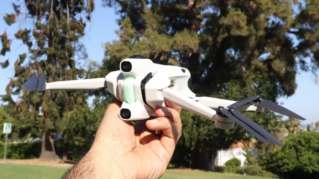 Antigravity A1 vs DJI Air 3 