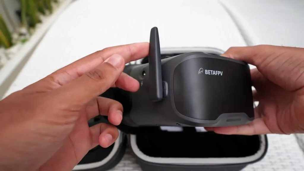 Beta FPV Aquila 20 HD FPV Kit Review: The Best Beginner FPV Drone You Can Buy A image of Beta FPV Aquila 20 HD FPV Kit Review