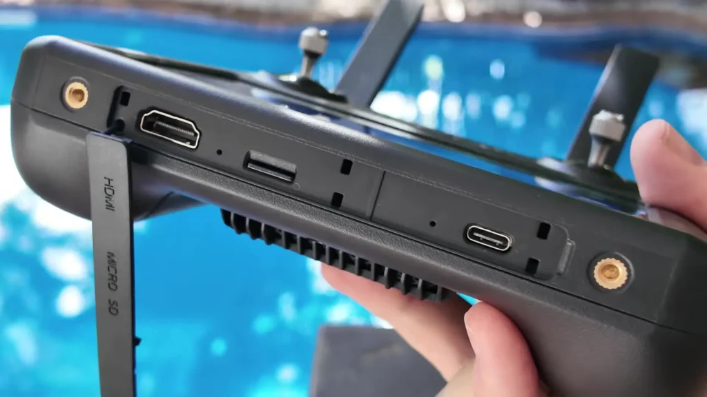Aeroo Pro Smart Controller Review: Worth It? A image of Aeroo Pro Smart Controller Review