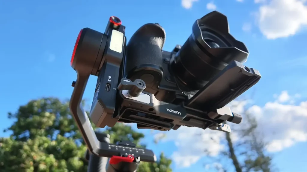 Hohem iSteady MT3 PRO KIT Review Hohem iSteady MT3 PRO Kit Review By DansTube